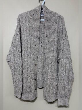 Vintage 80’s Eaton 100% Wool Speckled Cable Knit Button Cardigan